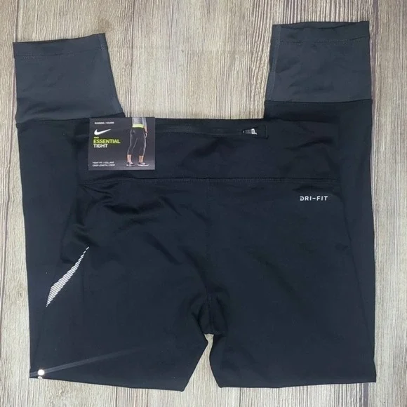 Womens Nike Essential Tight Leggings Sz XS Black Activewear - Picture 3 of 8